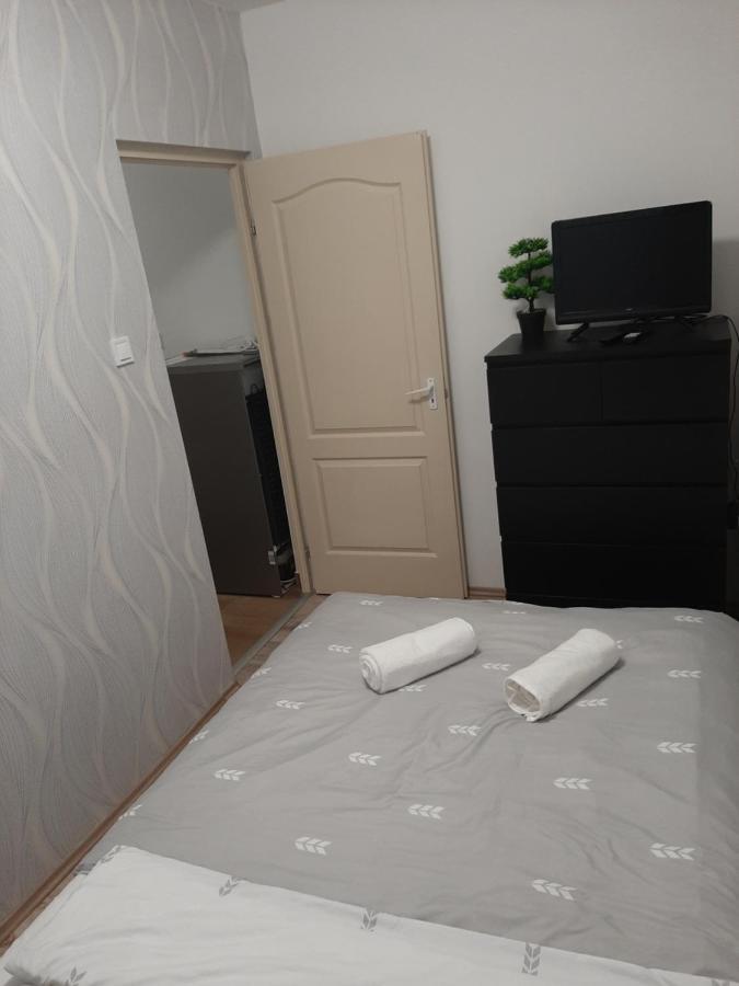 Hajdúszoboszló Nikolett Apartman מראה חיצוני תמונה